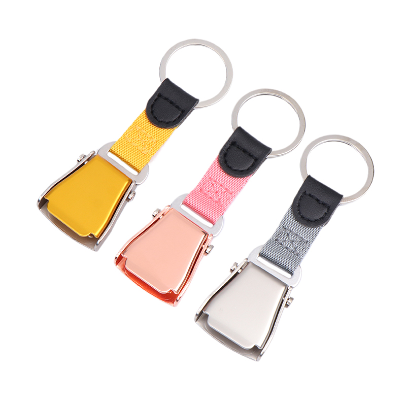 سلسلة مفاتيح بإبزيم حزام الأما - مراجعة Travel Accessories India وسعره